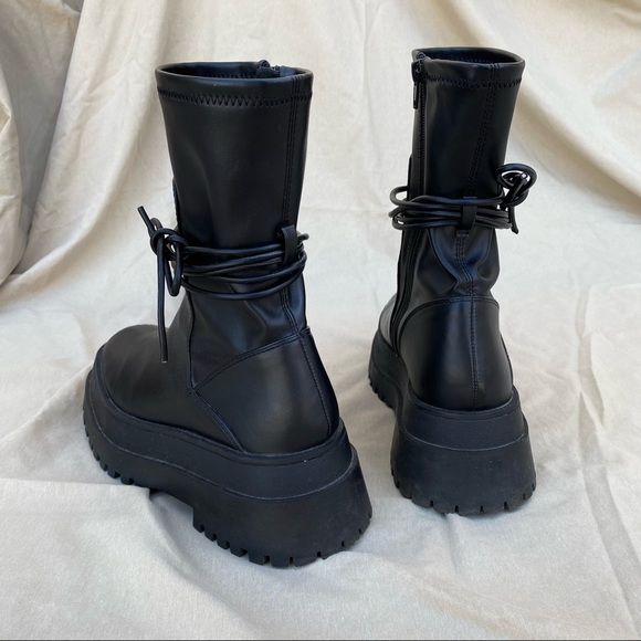 🚫SOLD🚫 Public Desire Finale Black Chunky Sole Ankle Wrap Boots - Picture 4 of 4